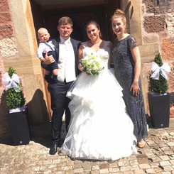 Hochzeitssängerin Leo Will mit Brautpaar
