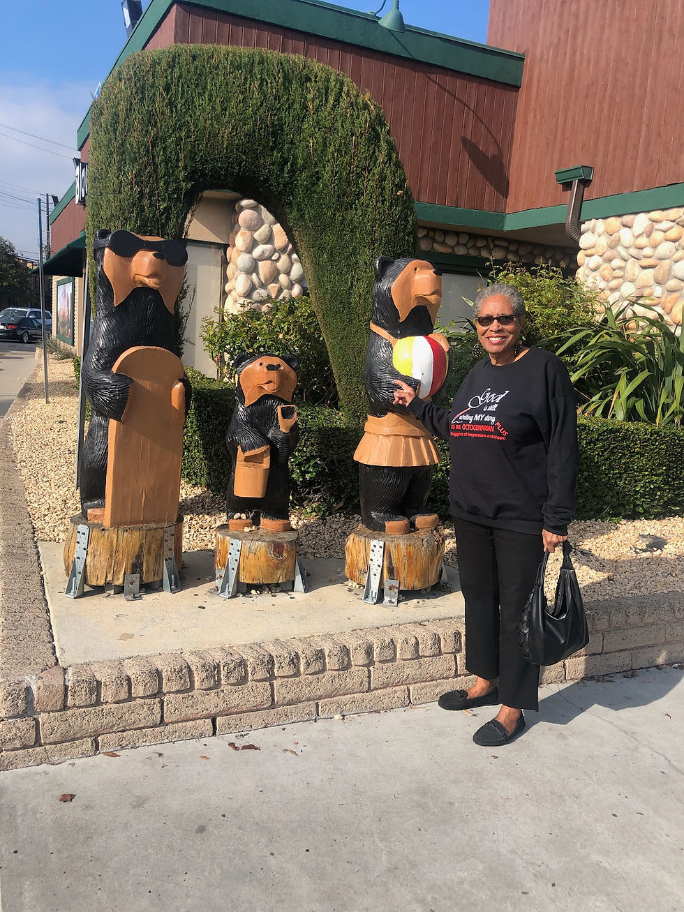 8633404178266152908-christmas2025