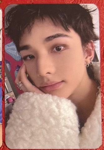 섬네일: STRAY KIDS - 2026 Seasons Greetings Yes24 Pob