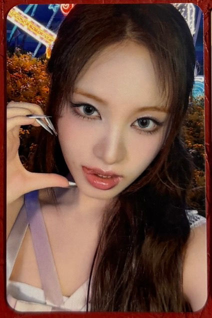 Thumbnail: IVE - Secret Soundwave pob