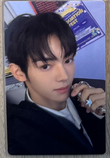 섬네일: TWS - Last Bell WEVERSE Photobook POB
