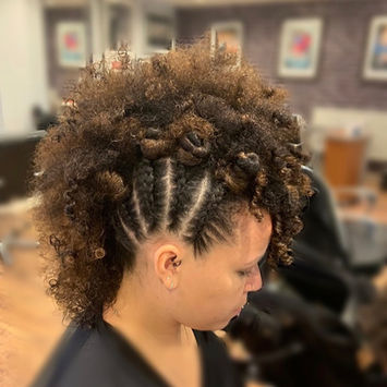 Women New Hair Dressing Looks