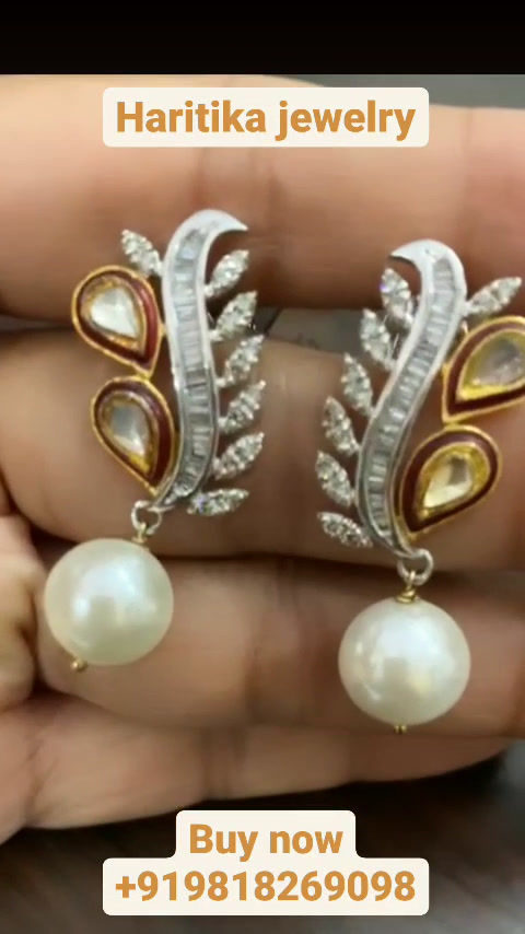 Thumbnail: This artistic dangler's is perfect for those who love to make a splash.