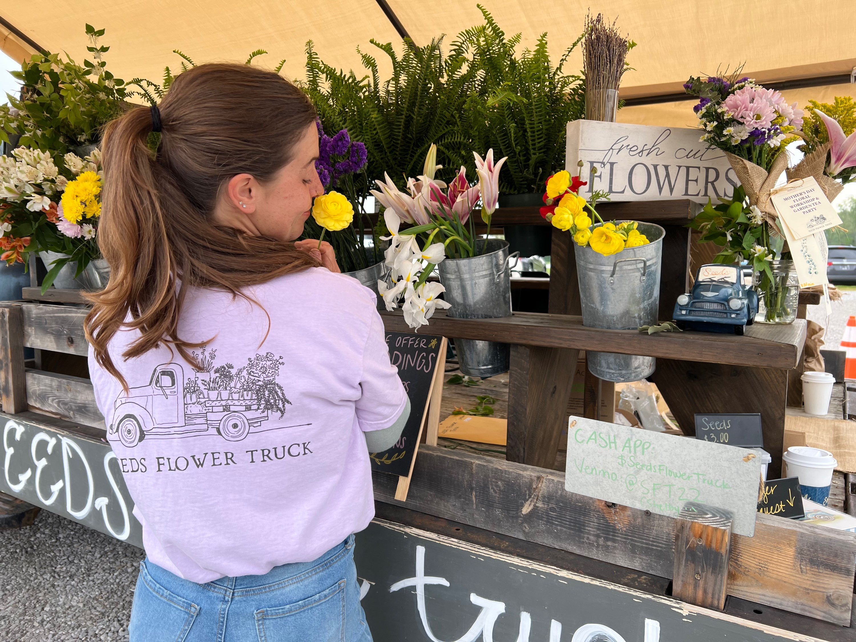 Seeds Flower Truck T-Shirt lavender
