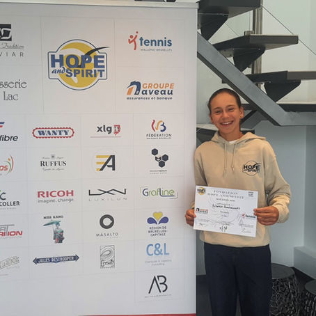 Remise des bourses de mon sponsor Hope and Spirit