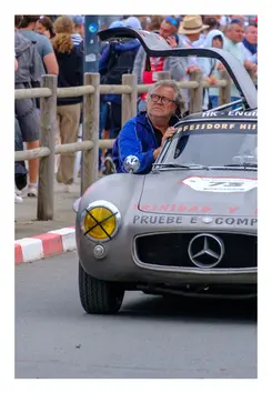 Le_Mans_Classic_Mercedes300SL_Gullwing.webp