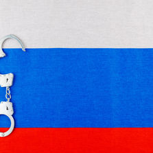 Giustizia e Teatro: La Lunga Attesa di Berkovich e Petriychuk