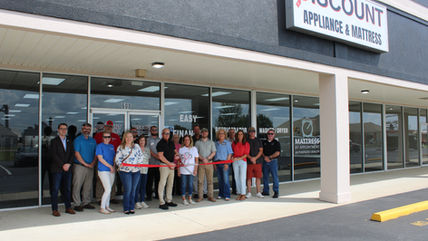 Discount Appliance & Mattress Hosts Grand Opening