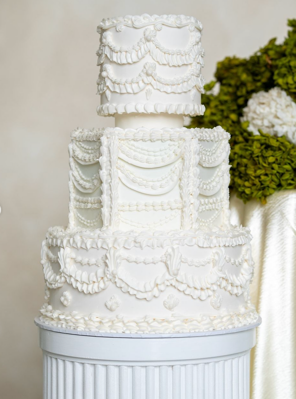 MELBOURNE Desserts, Vintage Cakes & Cookies