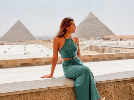 Breakfast with Pyramids view at Khufu's Restaurant