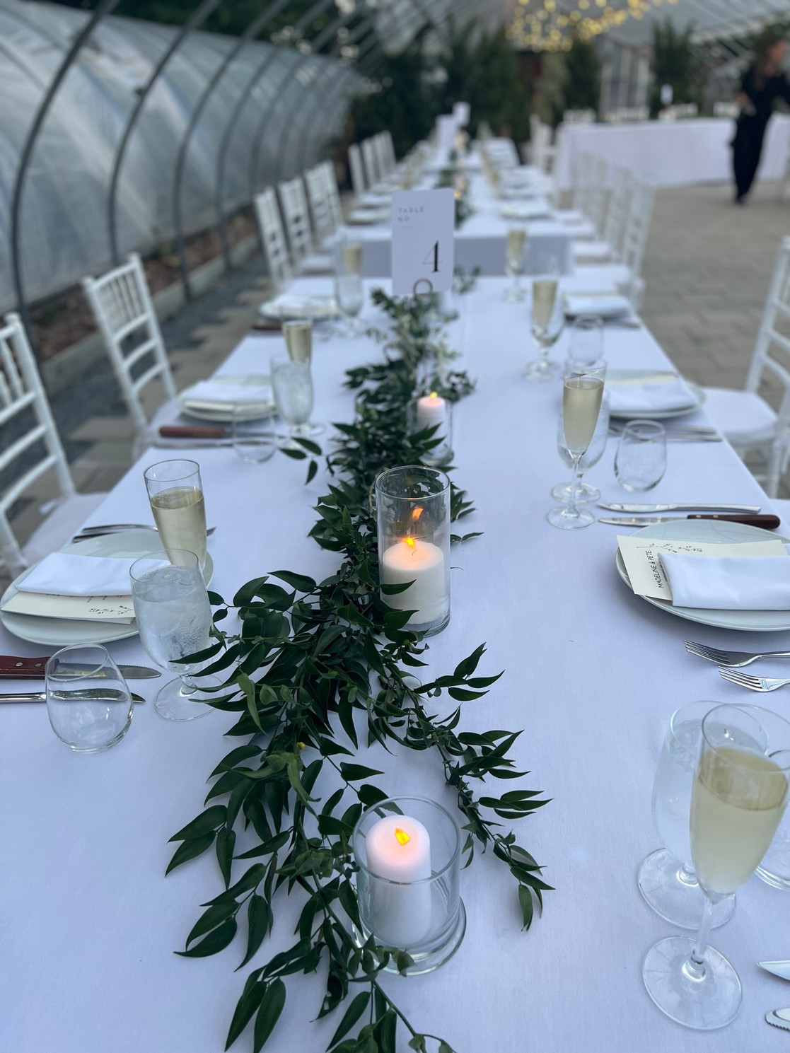 Wedding Planner, Creative, Rustic Look, candlelight, fresh floral, ferns