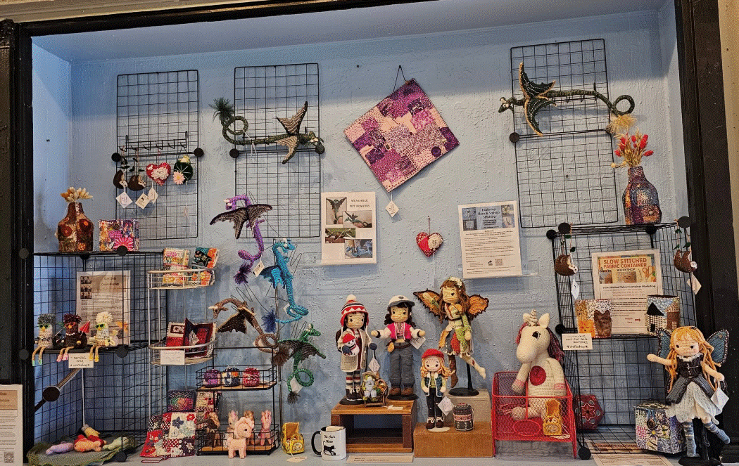 gallery display.gif
