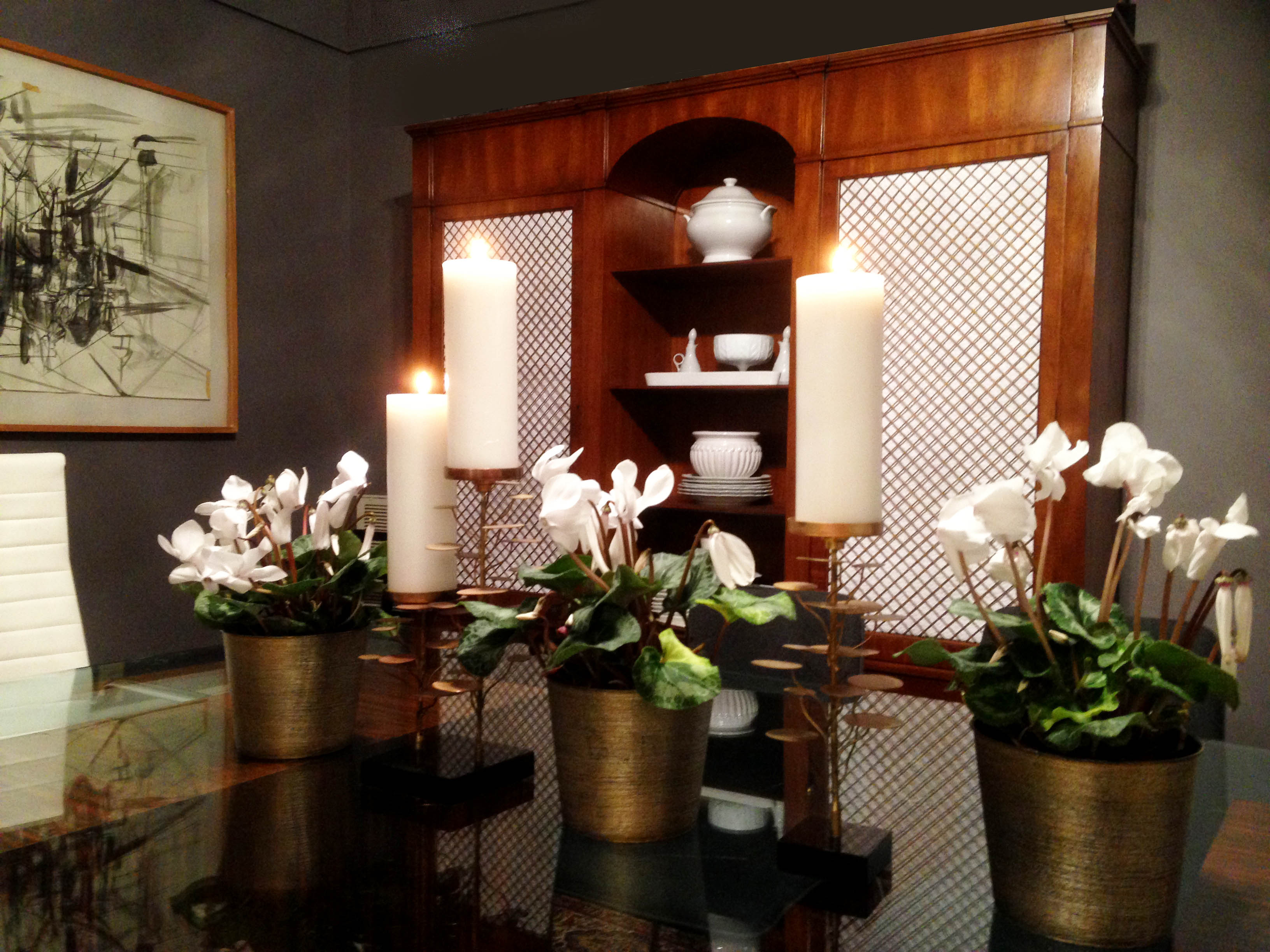 Dramatic dining room