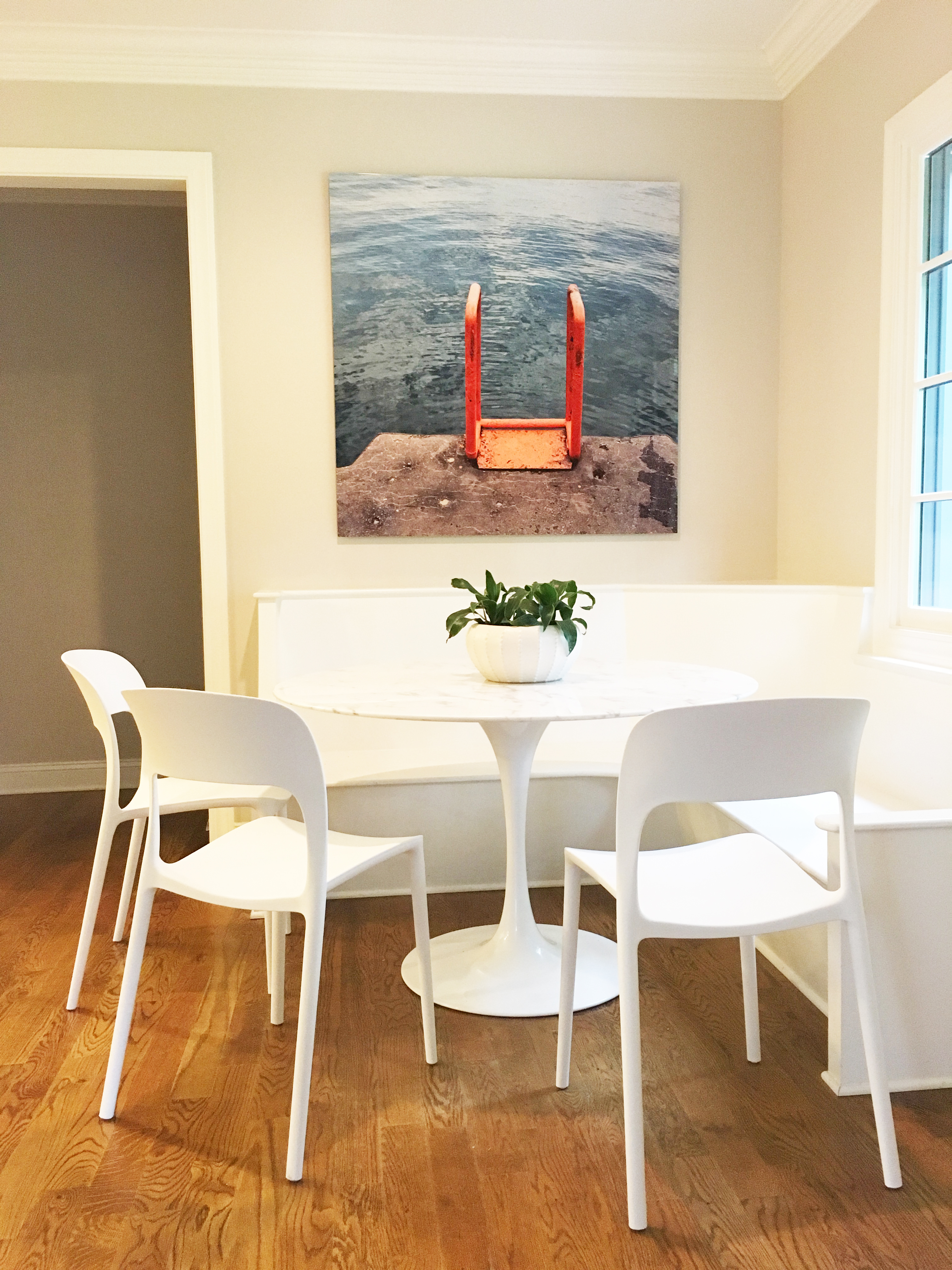 Breakfast nook