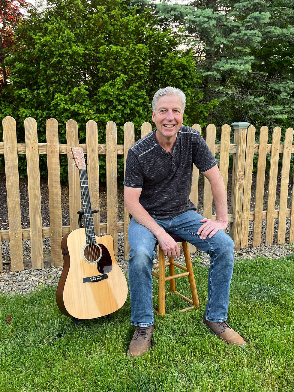 LIVE MUSIC with Mike Flynn