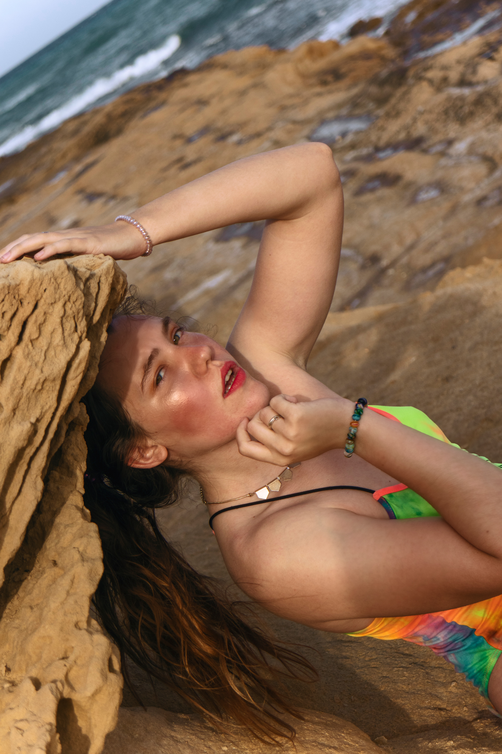 Sesión de fotos sensual a Cristina en bañador - zona de calas - fotografo alicante Sesión de fotos sensual a Cristina en bañador - zona de calas - fotografo alicante