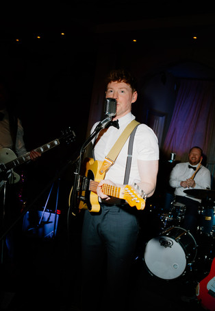 Hampton Manor wedding band