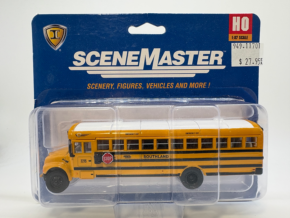 Thumbnail: 949-11701-SOU 1:87 HO Scale "SOUTHLAND" Walthers International school bus