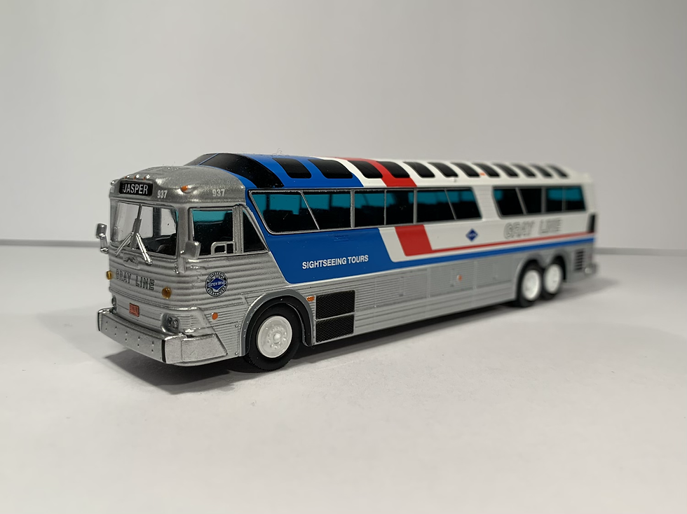 Thumbnail: 87-0257 / “JASPER ” 1:87 1970 MCI MC-7 Gray Line Sightseeing