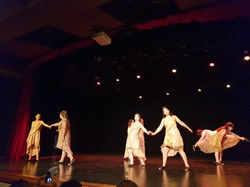 62229346_448074389288690_911093449173971