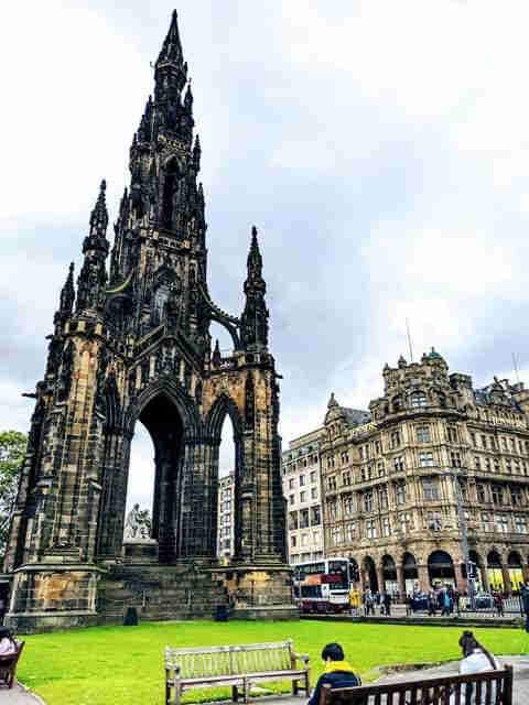 Scott Monument