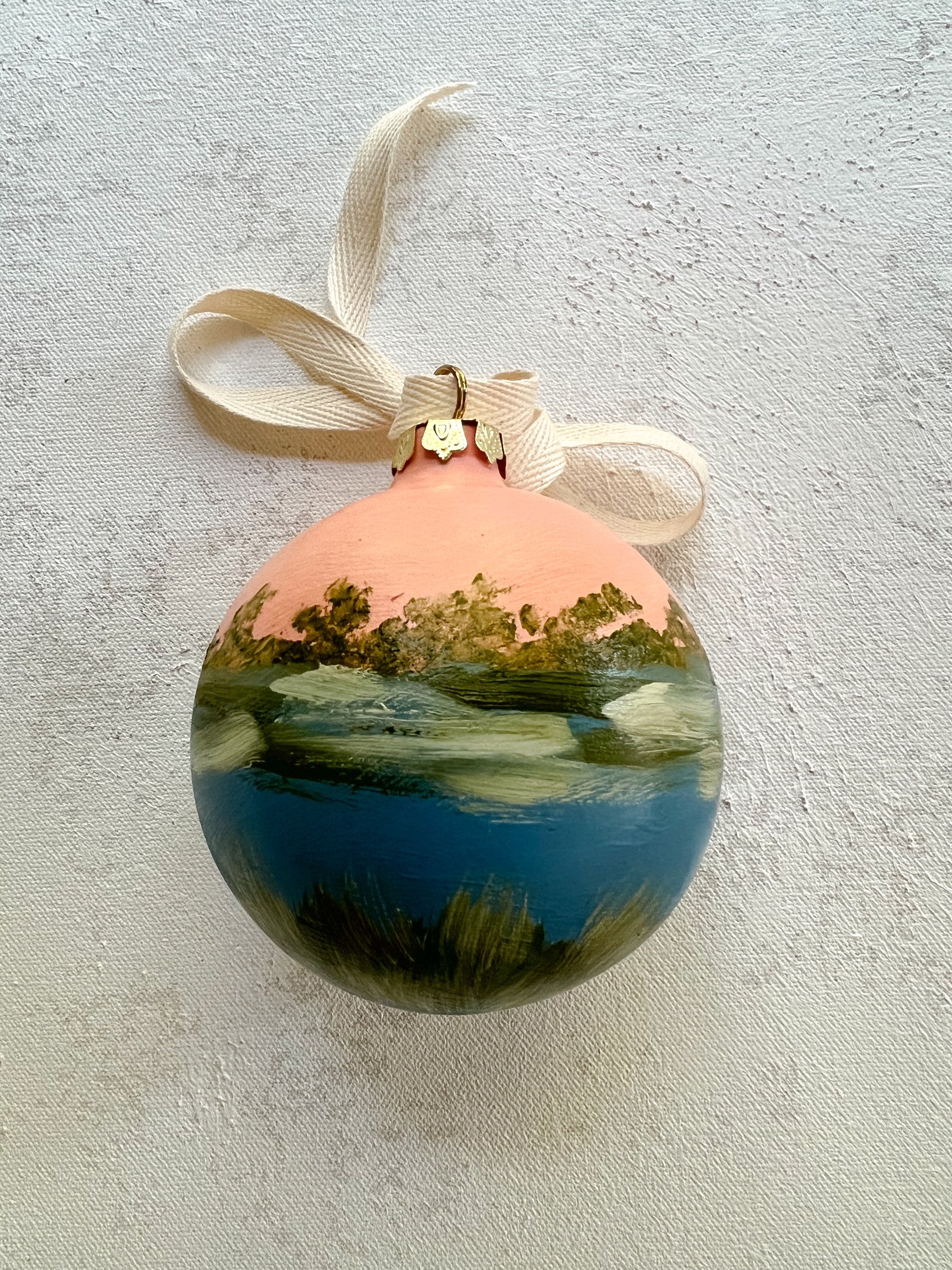 “Eloise” Ornament 
