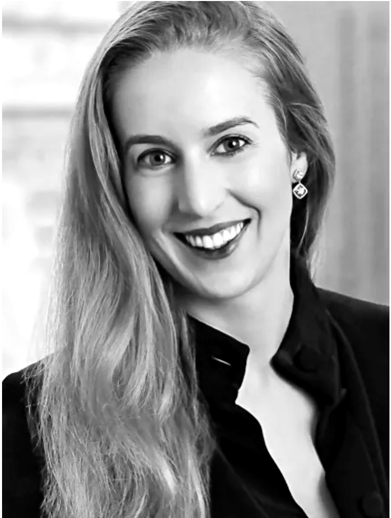 Andreea S_edited.jpg