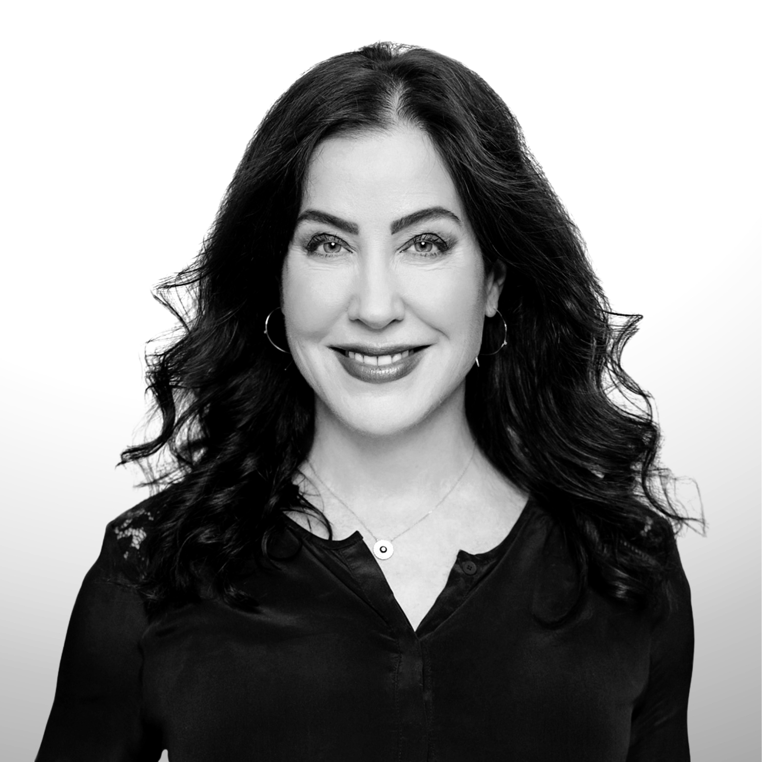 Headshot_Carolyn Jacob_edited.jpg