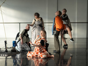 Tarp buvimo ir nebuvimo: Šeiko šokio teatras pristato tarptautinę premjerą SUPERTHING