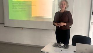 Lietuvos šiuolaikinio šokio tyrimai tarptautiniame kontekste: kas domina kūrėjus? dr. Birutė Banevičiūtė