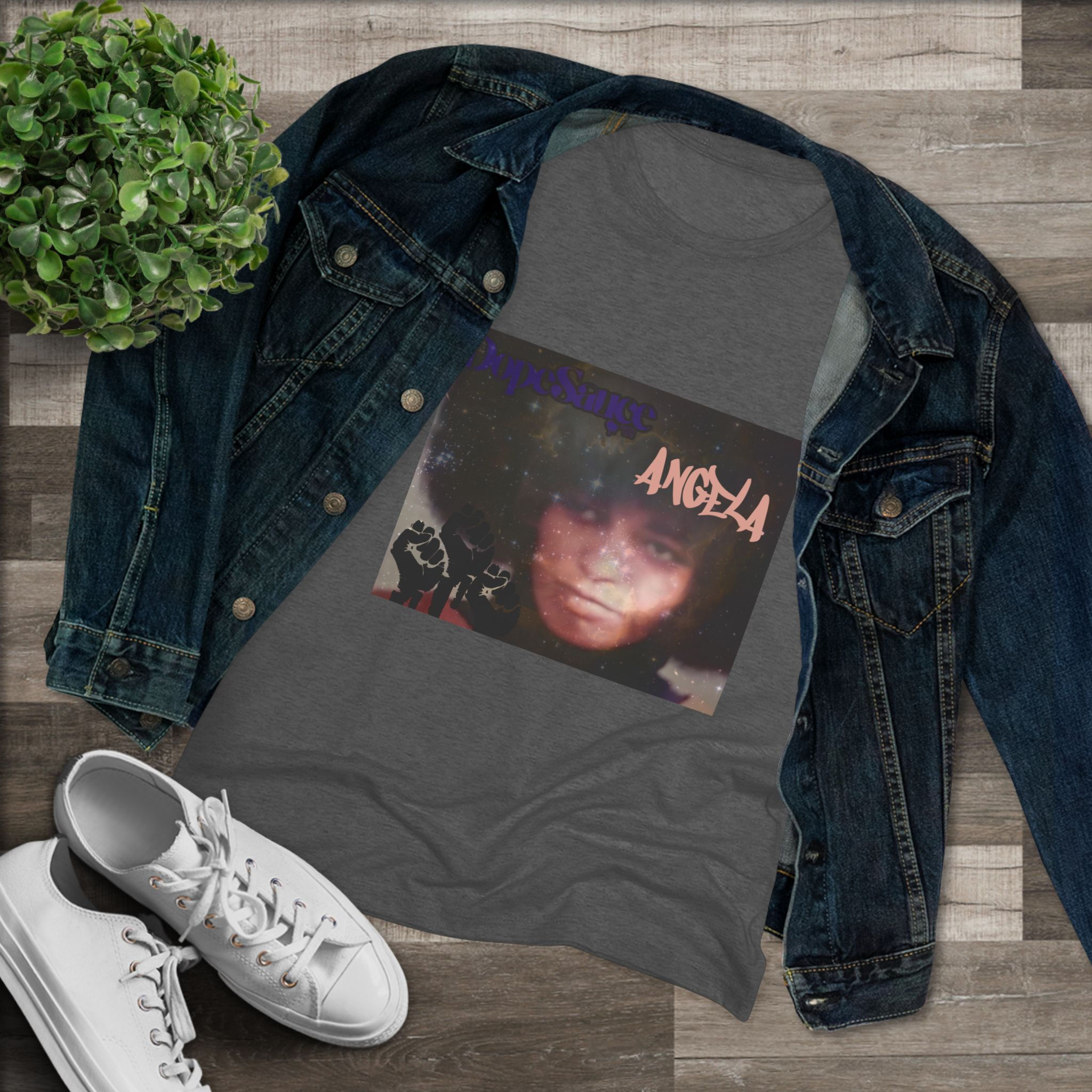 Angela Vintage Women's Triblend Tee