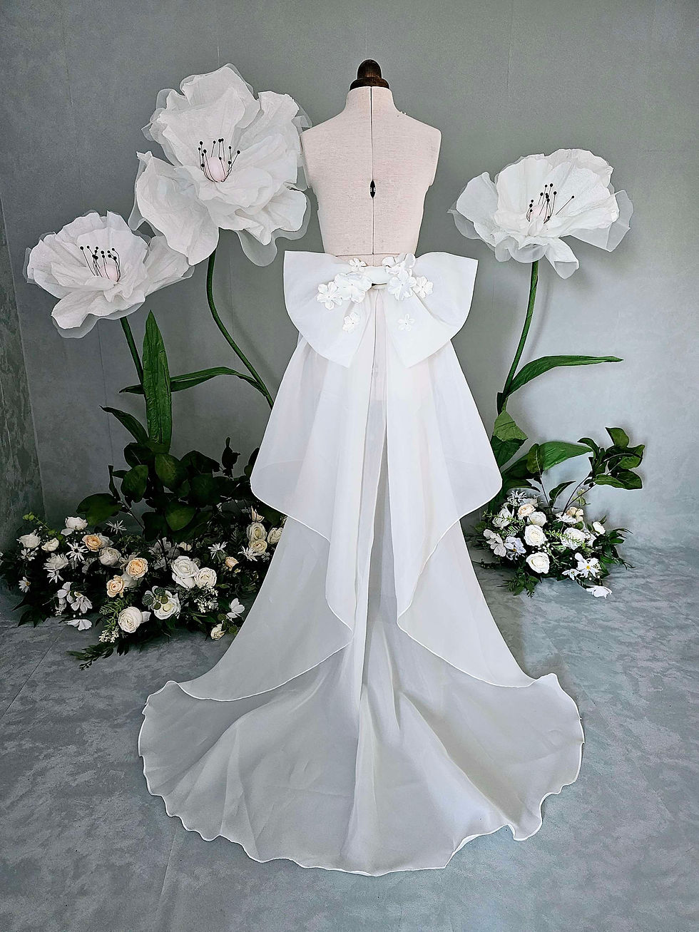 Thumbnail: Teressa - Organza Bow & Train