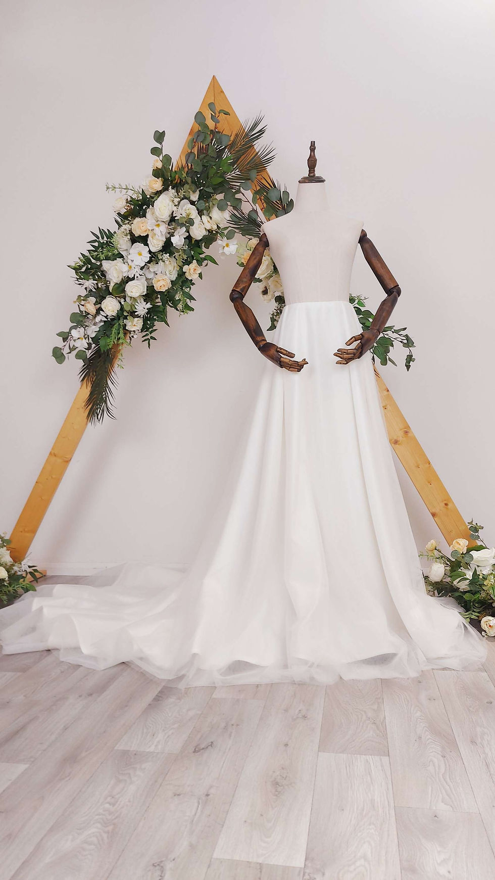 Orchid - Removable Satin Overskirt