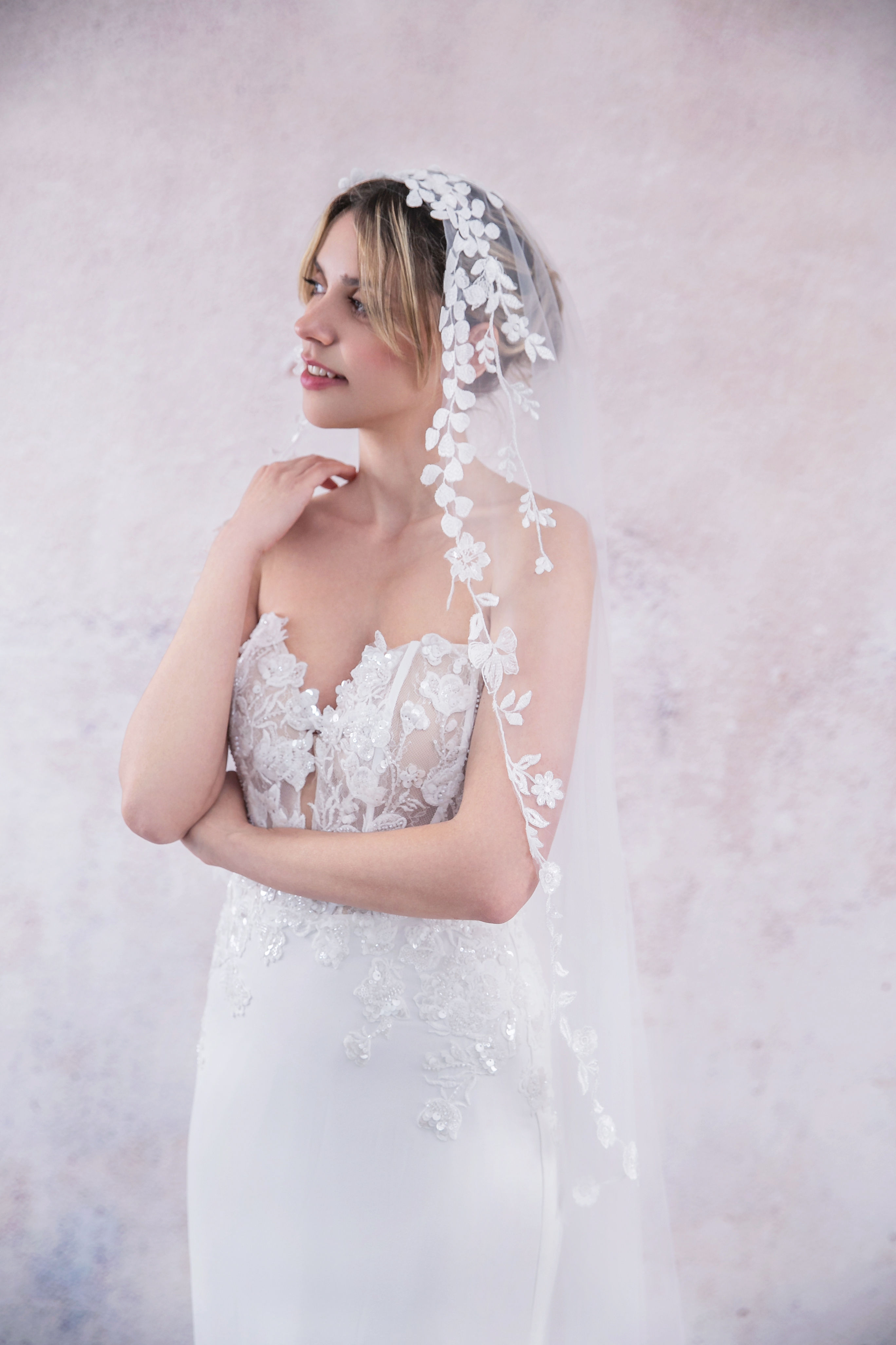 Jianna - Mantilla Bridal Veil - UD
