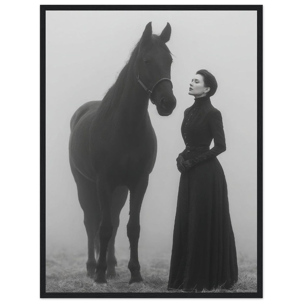 Mystische Eleganz – Fine Art Poster im schwarzen Holzrahmen