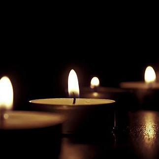 candles-209157_640.jpg