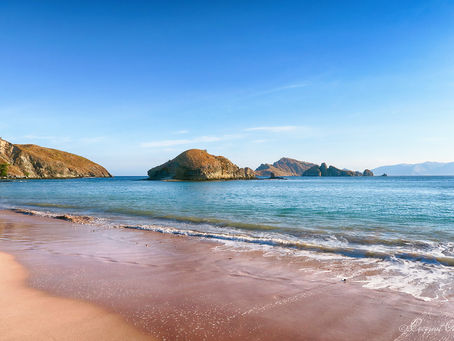 Pink Beach In Komodo | Indonesia 