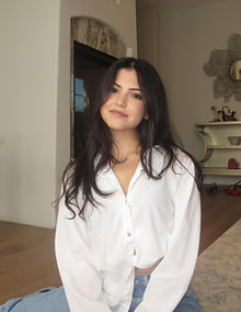 Swipe and match with roommates at LMU looking to connect.