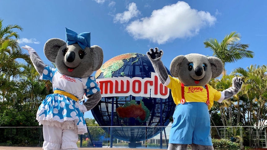 Dream World / Dorothy the Dinosaur Show