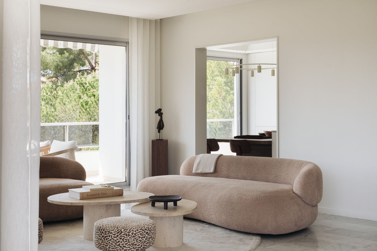 Mathilde Lebreuil Photographe d'Architecture - Marseille - Appartement décoration beige - marbre - mobilier sur mesure 
