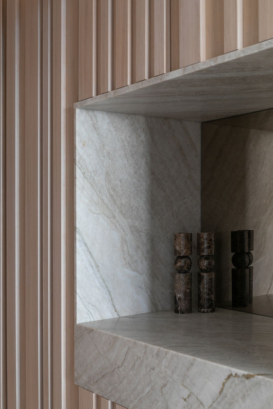 Mathilde Lebreuil - photographe d'architecture et intérieurs Marseille PACA - COJU architectures - Marseille - Rénovation appartement la Cadenelle - mobilier sur mesure - marbre Mattout 