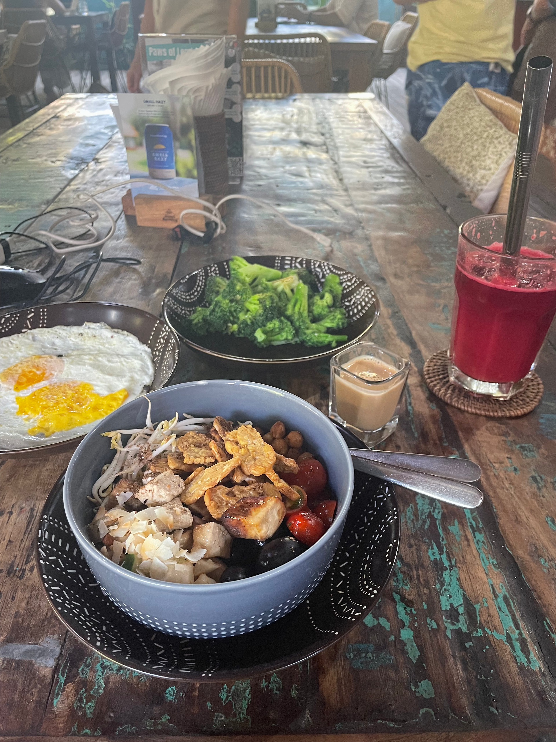 veg protein buddha bowl bali eco deli nusa lembongan