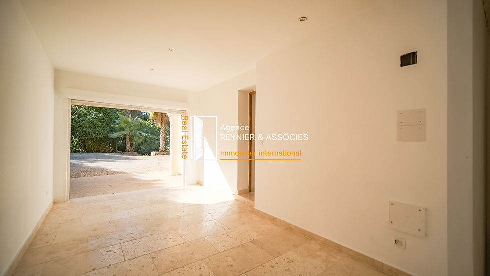 Miniature : 595.000 € | Villa 4 Ch | T. 1400 m2 | Proche village | La Motte (83920)