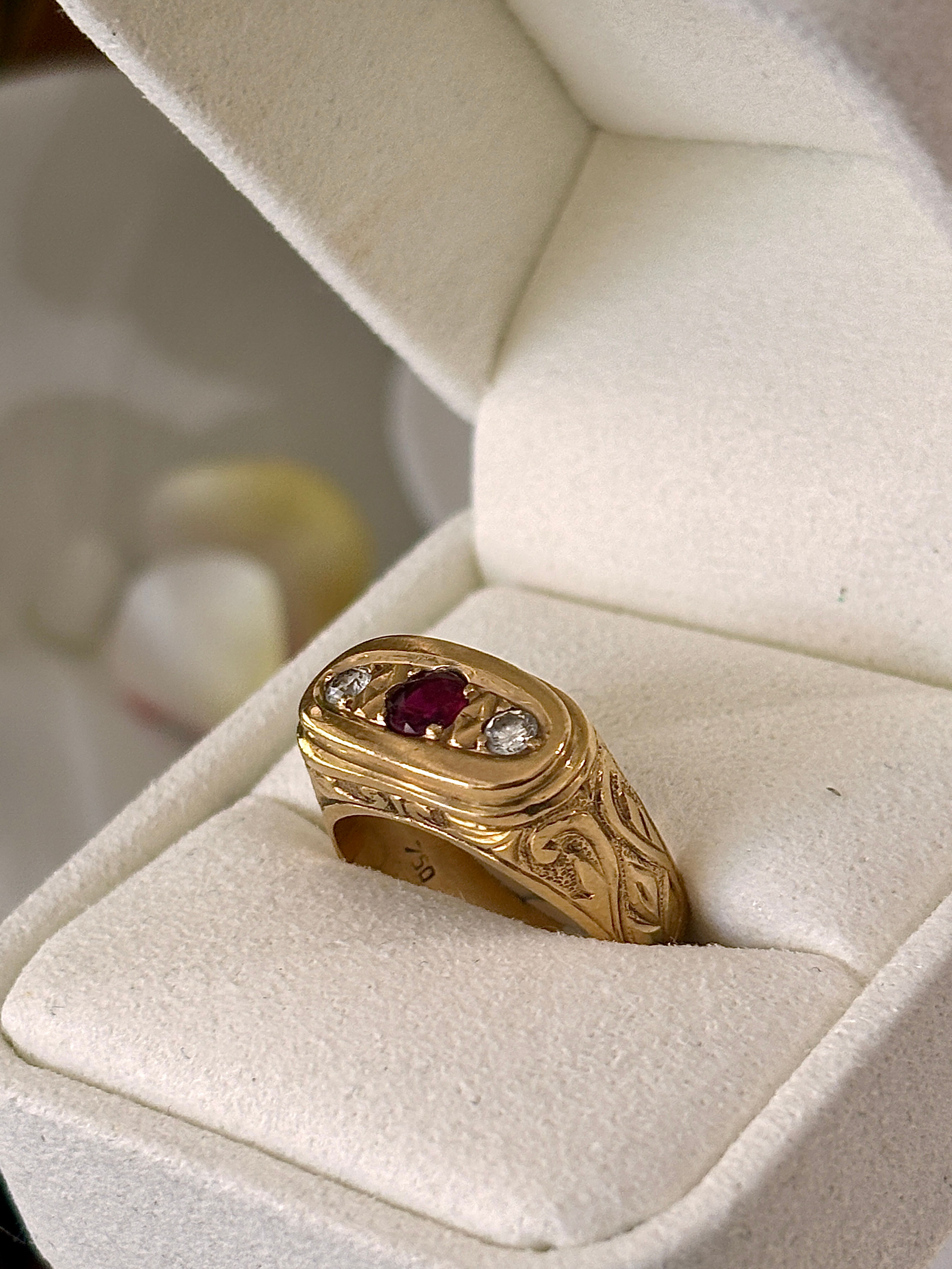 Vintage Diamond and Ruby Ring