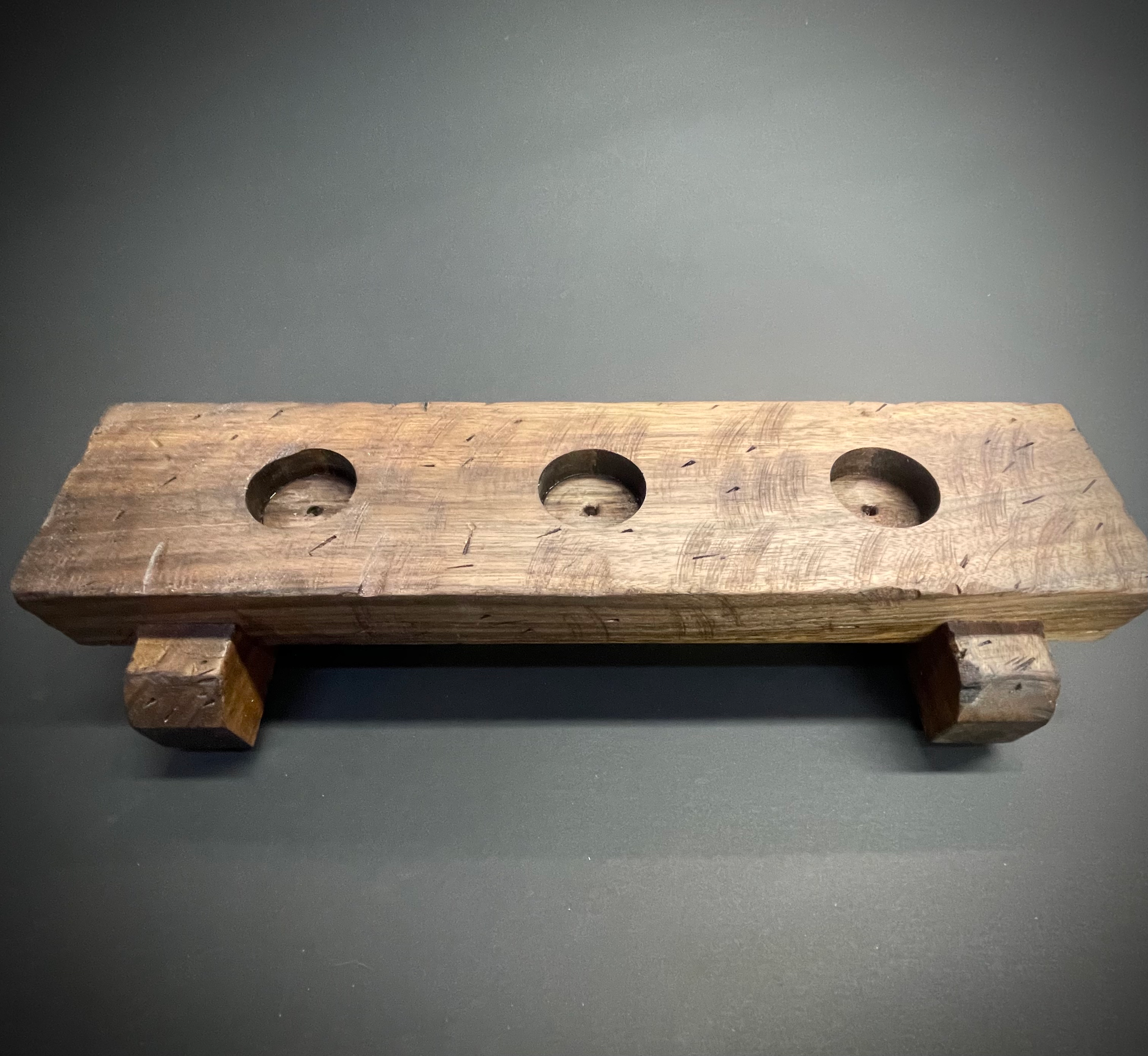 Rustic t lite holder