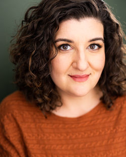 Carla_Maniscalco-Giovinco_0142-Final-8x10_WEB_DO_NOT_PRINT