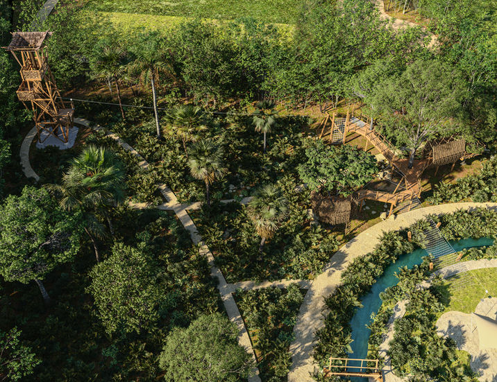 Área de aventura con juegos y circuitos al aire libre en medio de la naturaleza