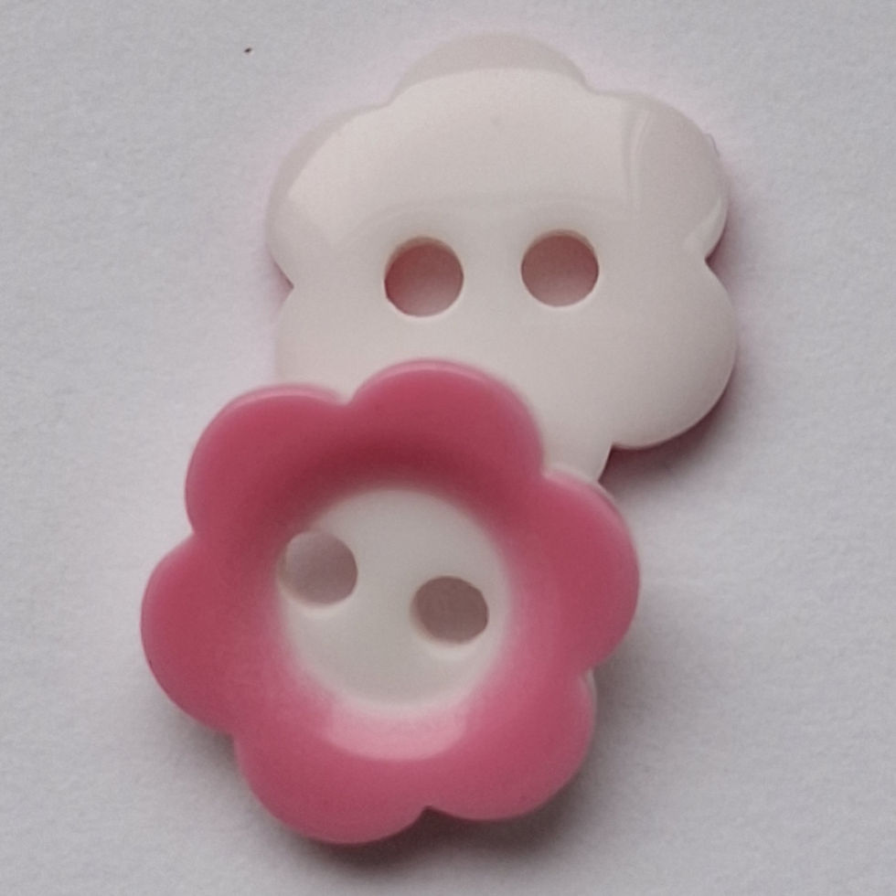 Thumbnail: 11.5mm Pink and White Flower Shape Button