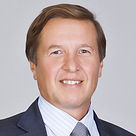 Улыбающиеся Professional выглядящая женщ