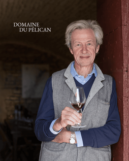 Portrait de vigneron pour le Domaine du Pélican, direction artistique de marque